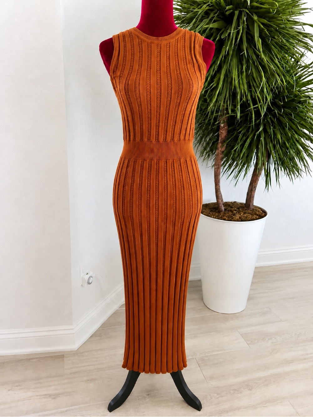 Varley Florian Sleeveless Ribbed Maxi Dress in Burnt Orange S Small